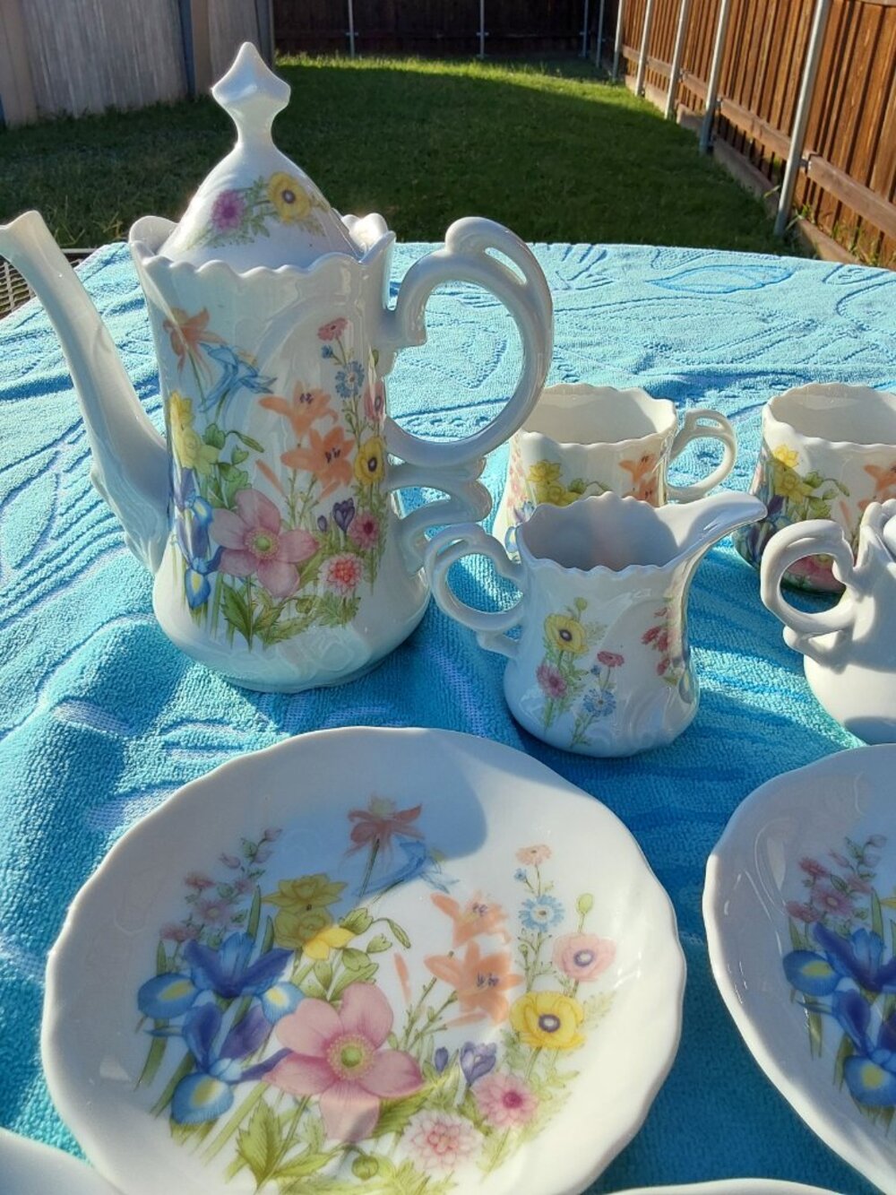 VINTAGE HAND PAINTED FLORAL TEA SERVING SET - Picture 8 of 16